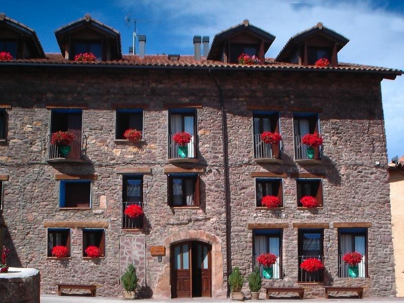 Apartamentos Turisticos Batlle Laspaúles المظهر الخارجي الصورة